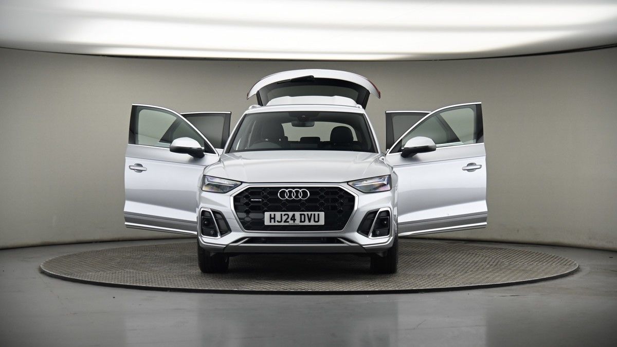 More views of Audi Q5
