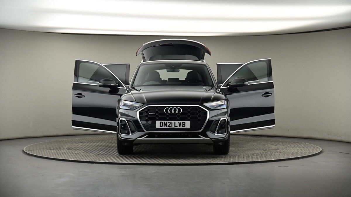 More views of Audi Q5