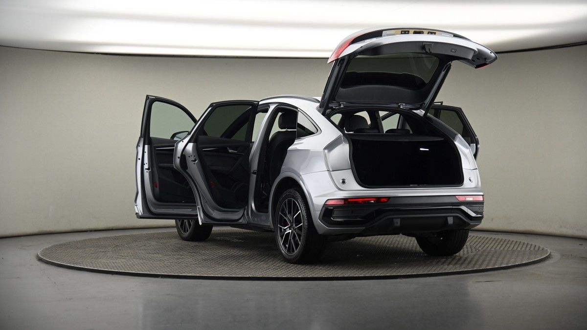 Audi Q5 Image 8
