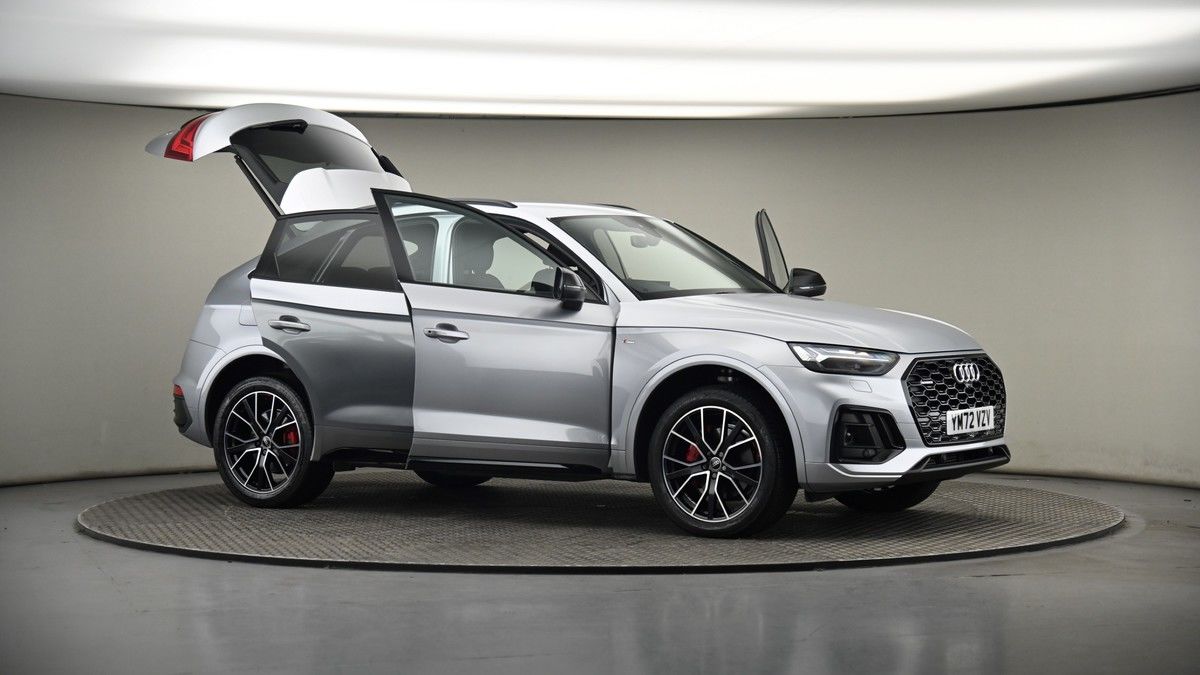 More views of Audi Q5