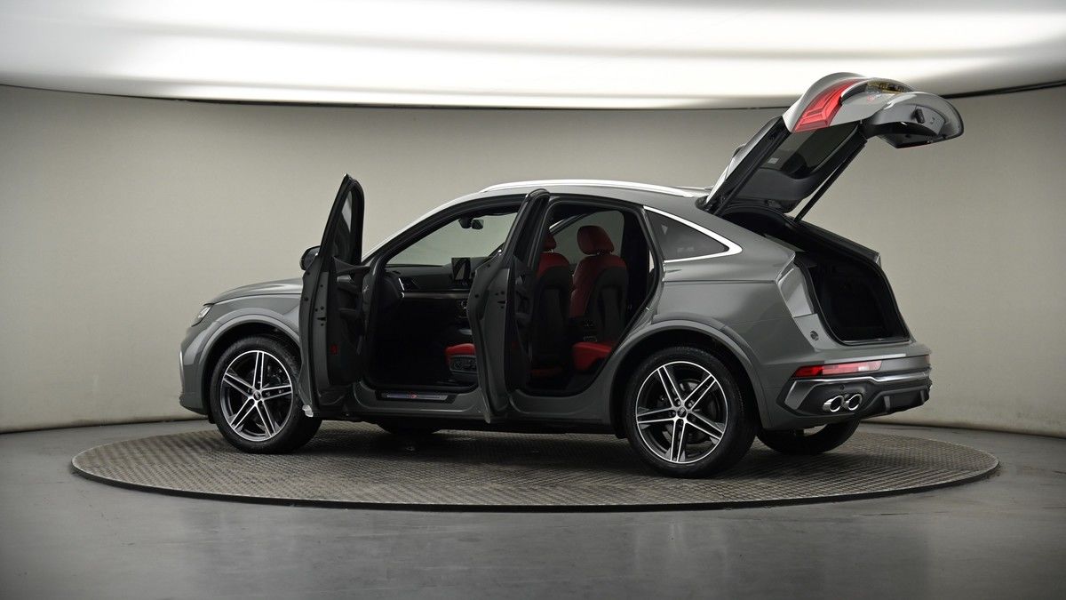 More views of Audi SQ5