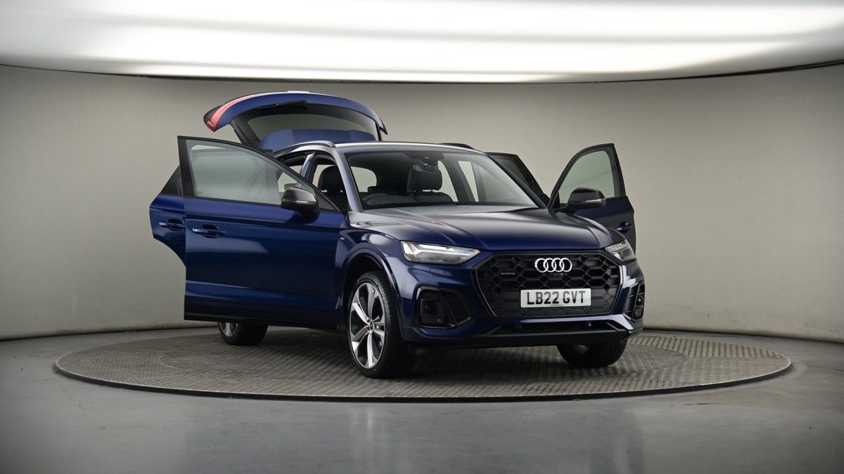 More views of Audi Q5