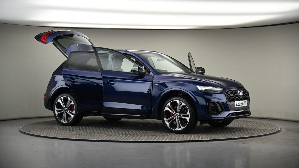More views of Audi Q5