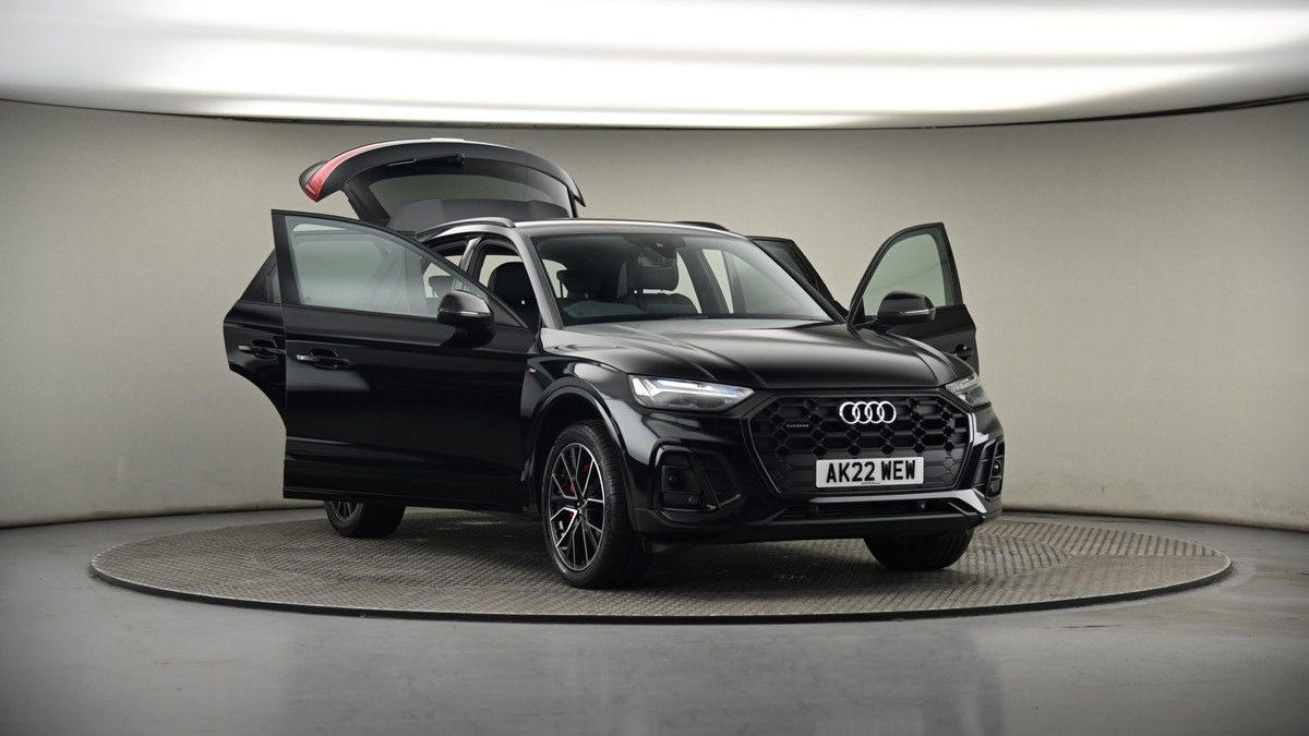 More views of Audi Q5