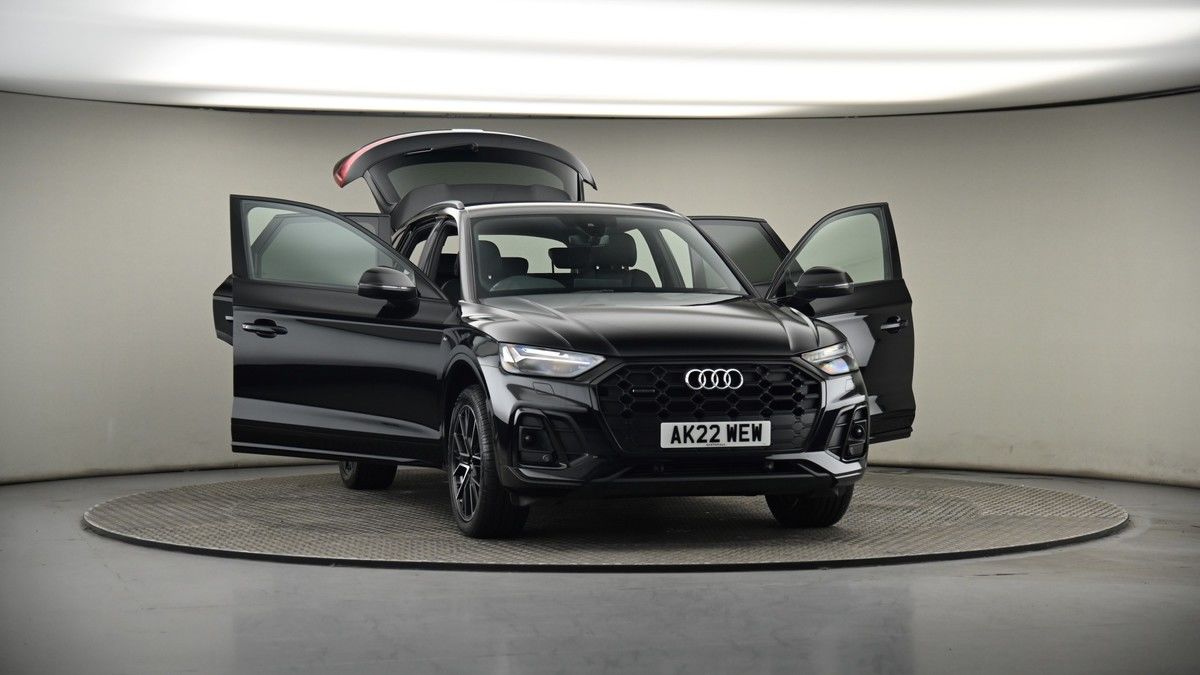 More views of Audi Q5