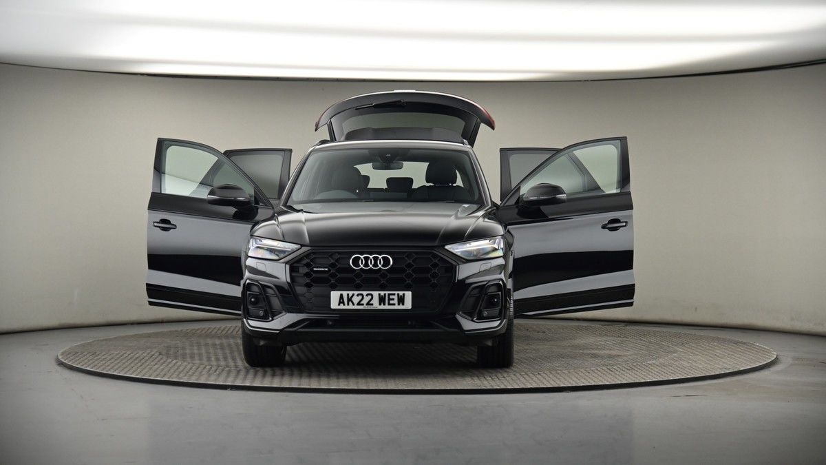 More views of Audi Q5