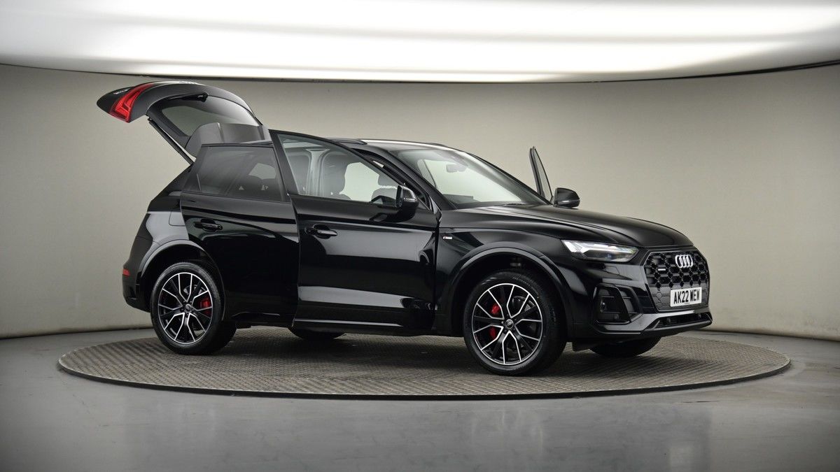 More views of Audi Q5