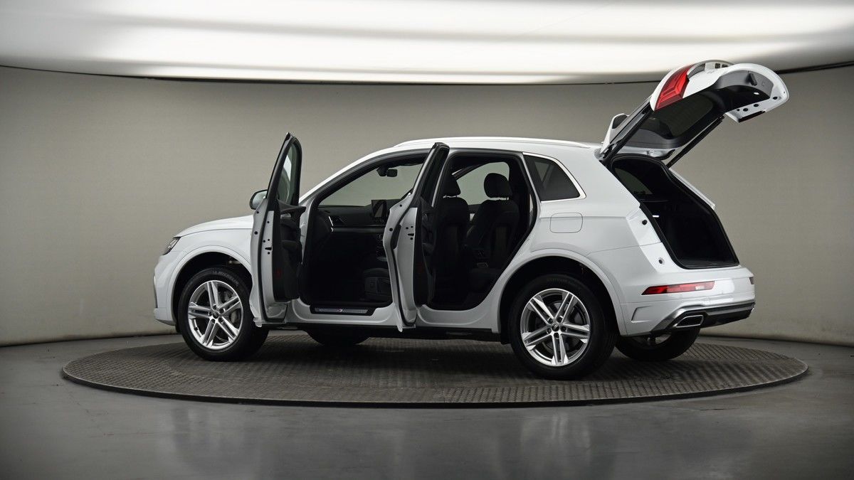 More views of Audi Q5