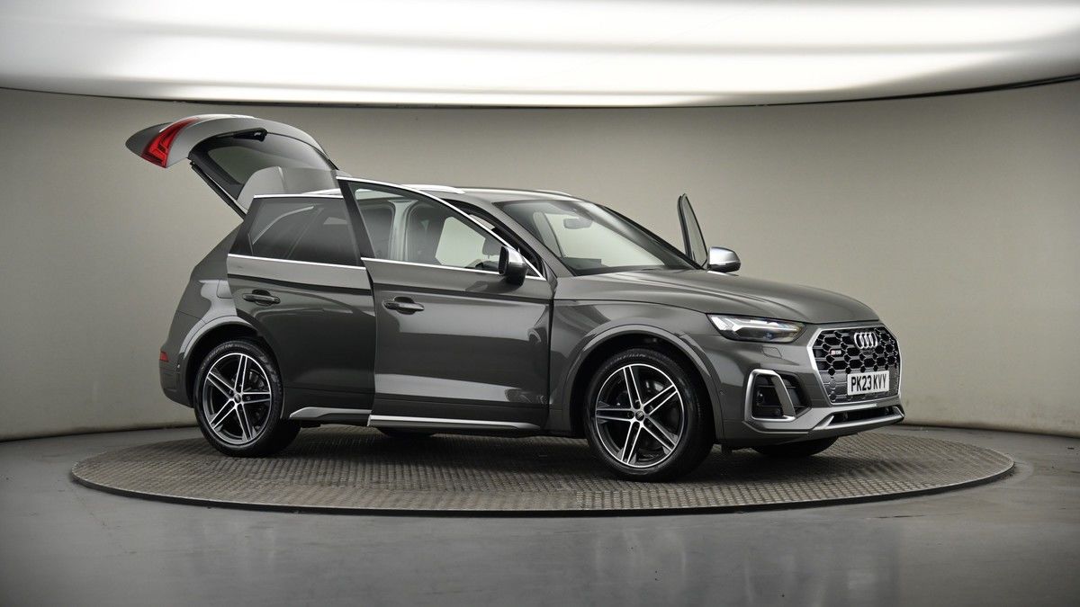 More views of Audi SQ5