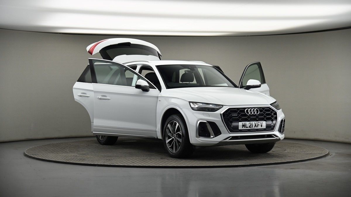 More views of Audi Q5