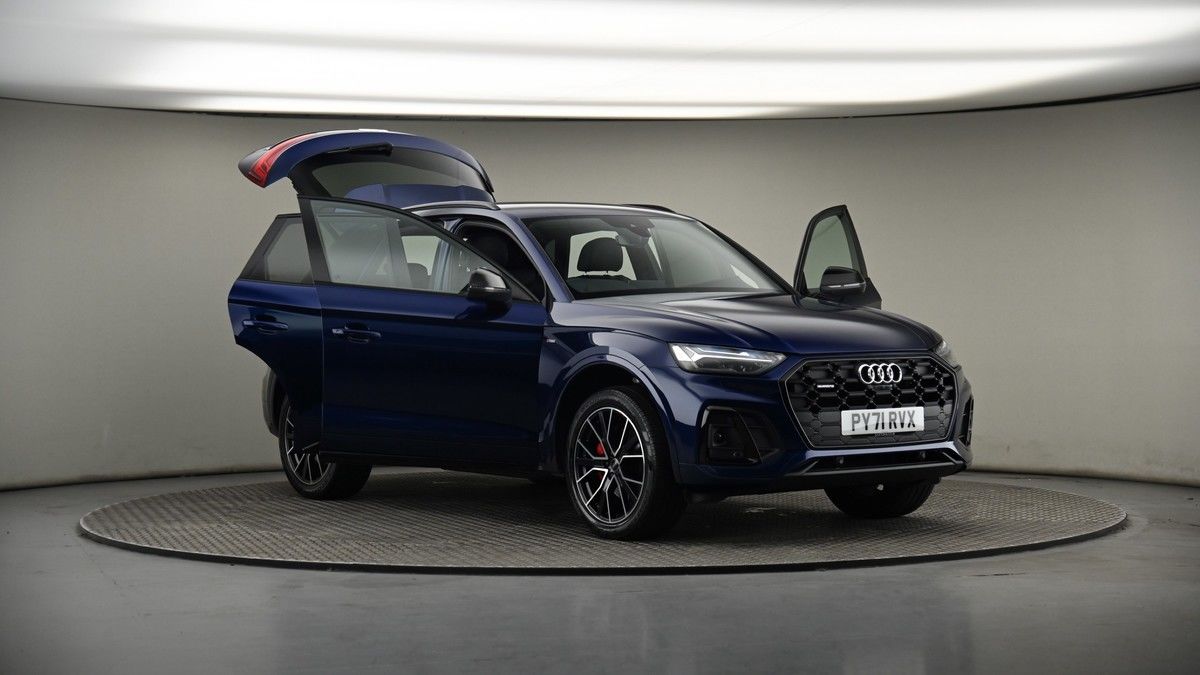 More views of Audi Q5