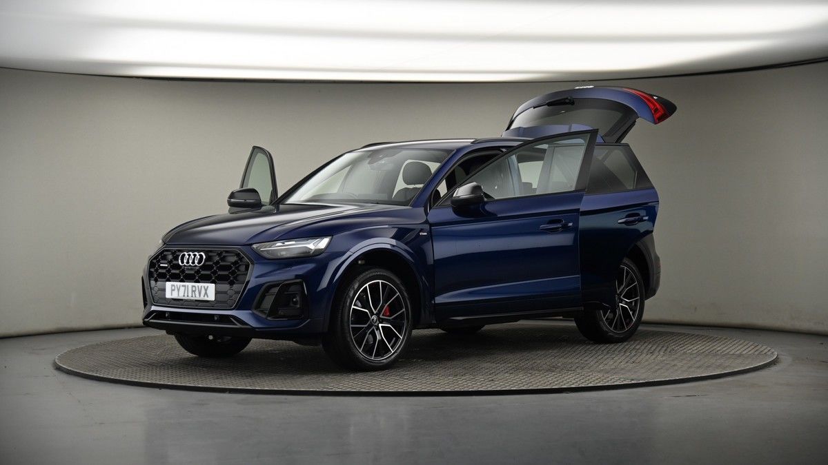 More views of Audi Q5