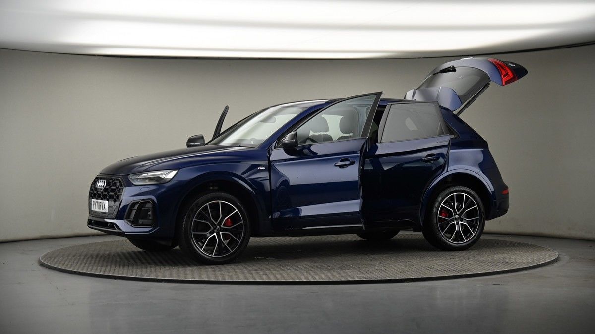 More views of Audi Q5