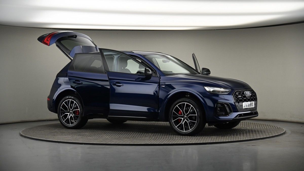 More views of Audi Q5