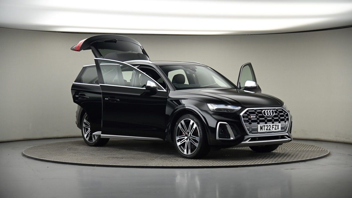 More views of Audi SQ5