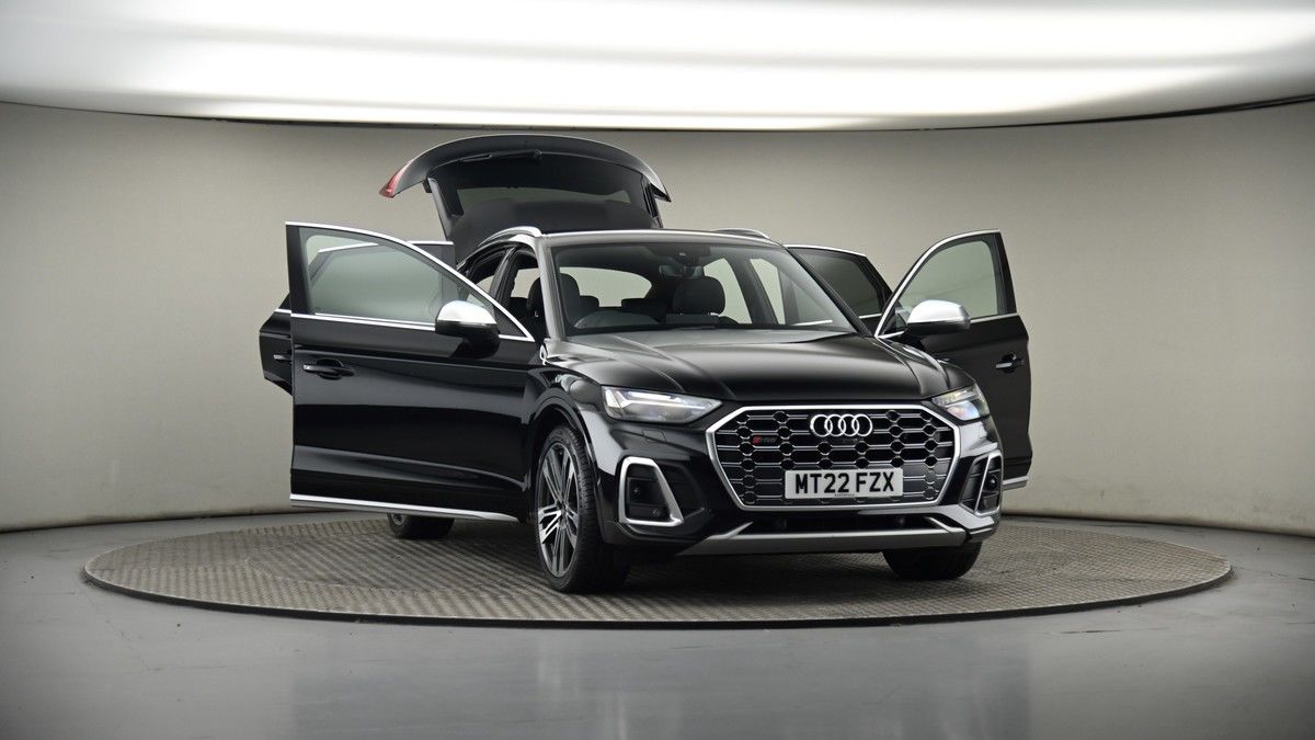 More views of Audi SQ5