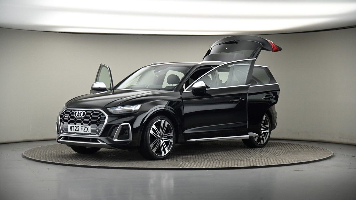 More views of Audi SQ5