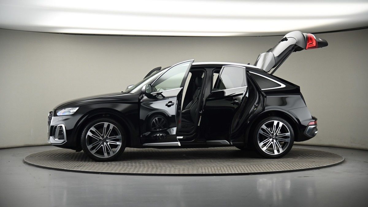 More views of Audi SQ5