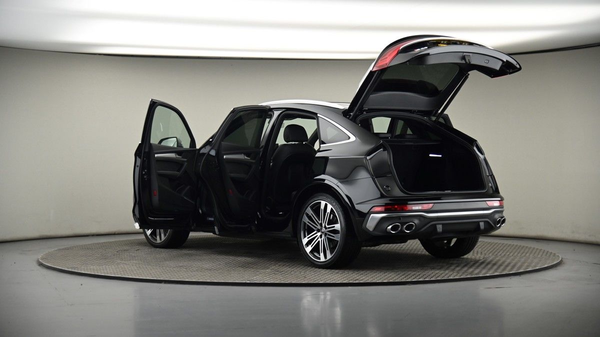 More views of Audi SQ5