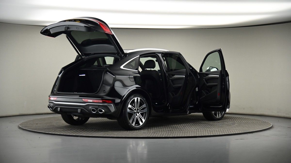 More views of Audi SQ5