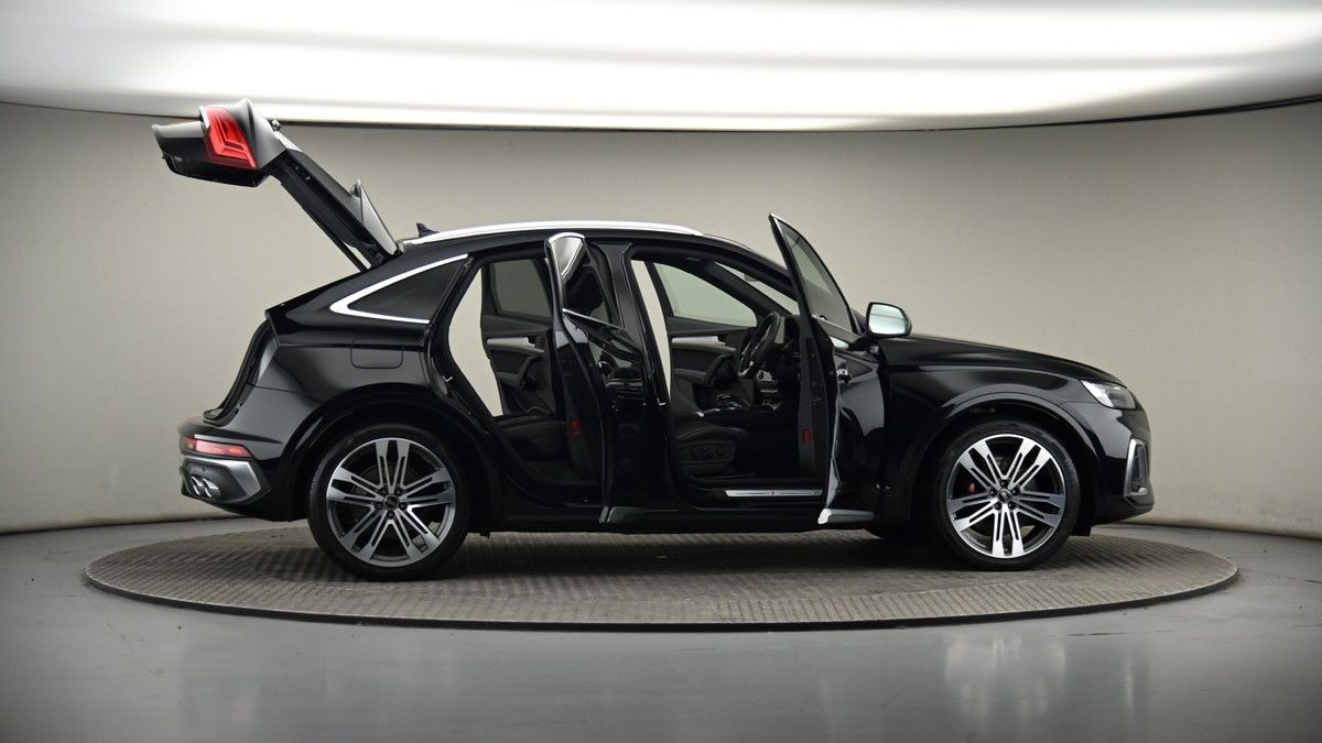 More views of Audi SQ5