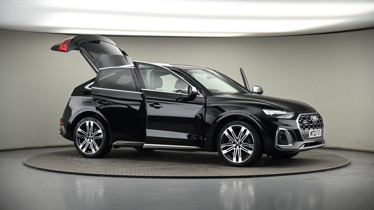 More views of Audi SQ5