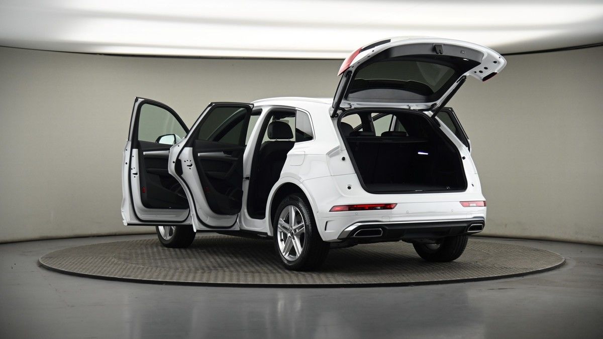 Audi Q5 Image 7