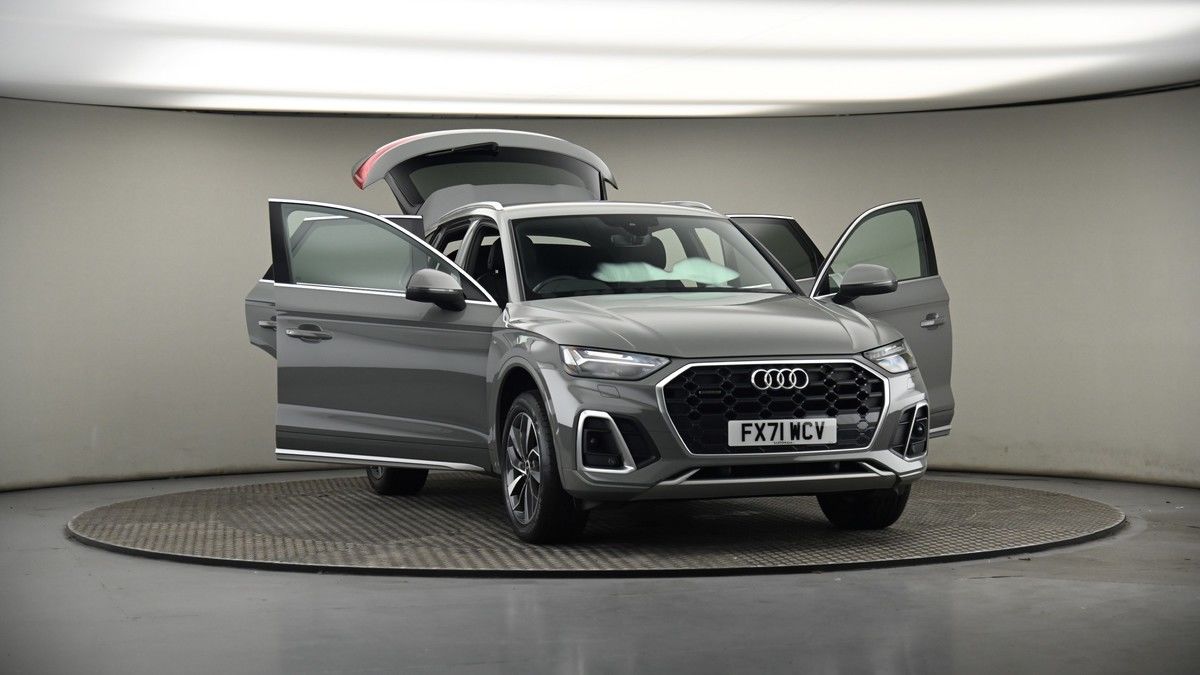 More views of Audi Q5