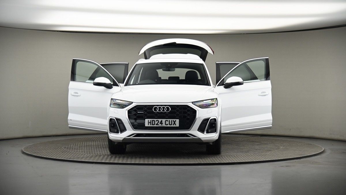 More views of Audi Q5