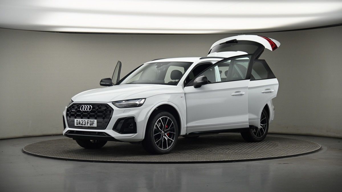 More views of Audi Q5