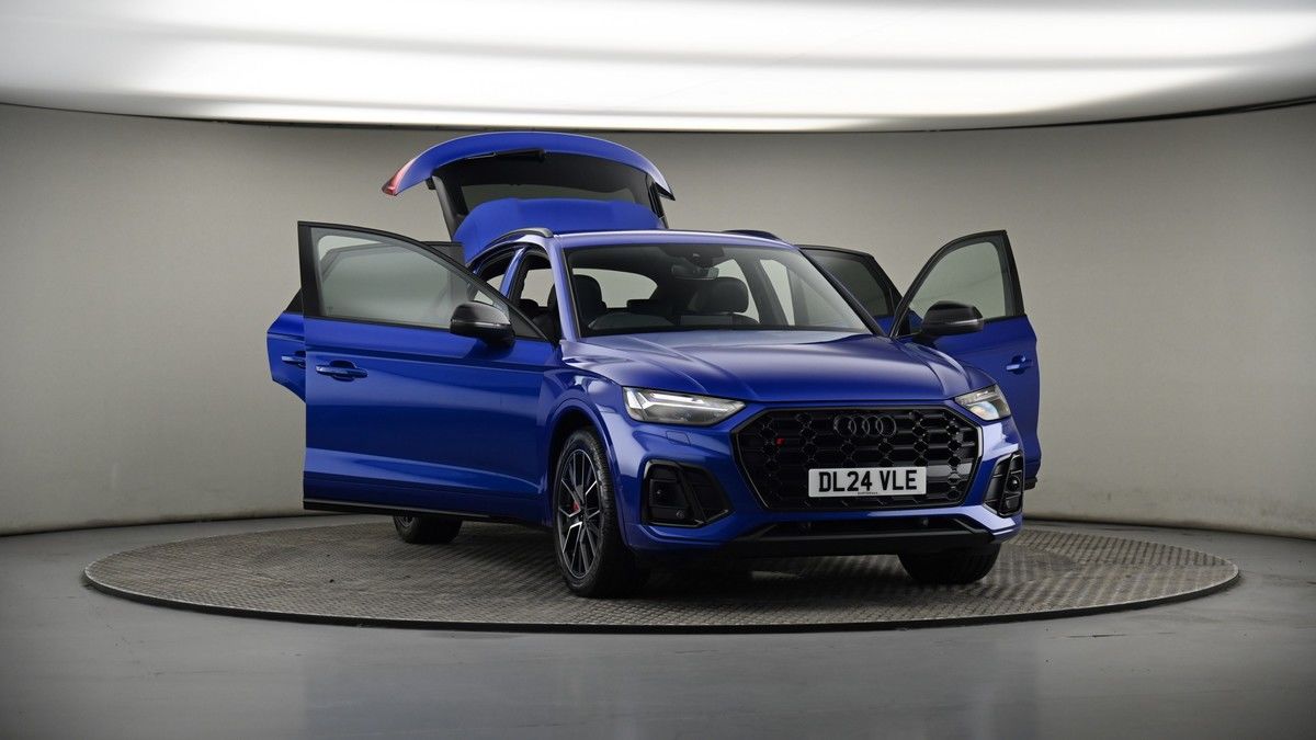 More views of Audi SQ5