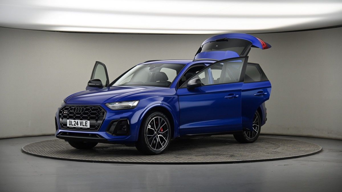More views of Audi SQ5