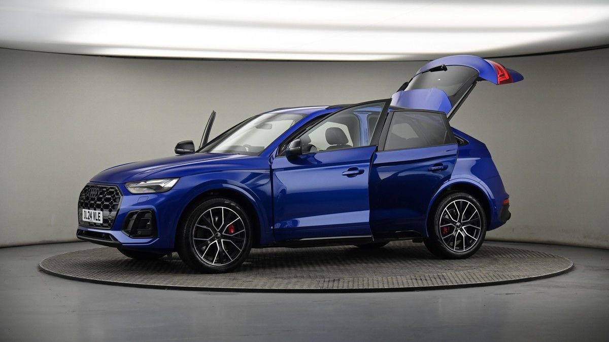 More views of Audi SQ5