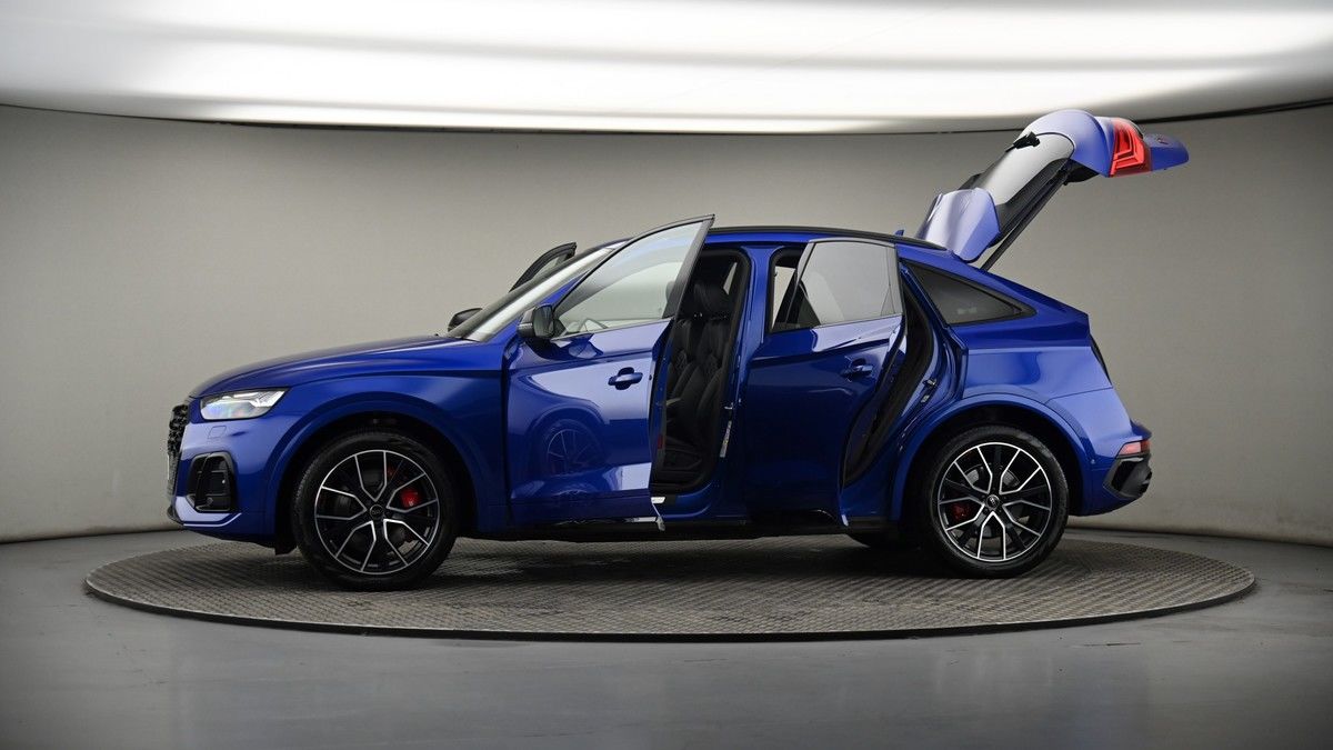 More views of Audi SQ5