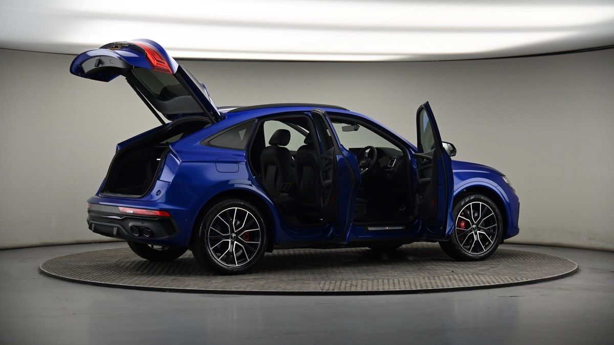 More views of Audi SQ5