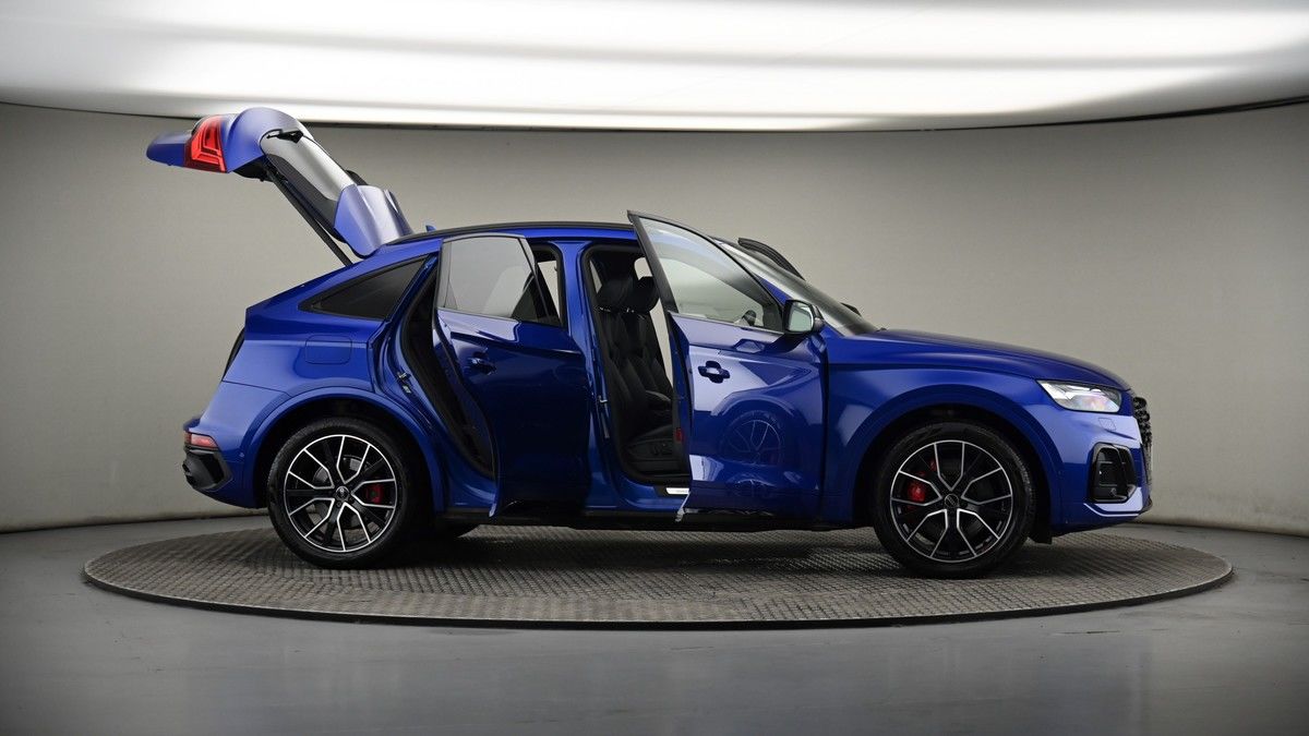 More views of Audi SQ5