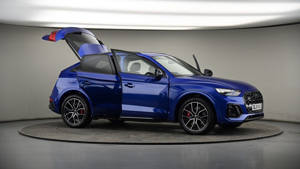 More views of Audi SQ5