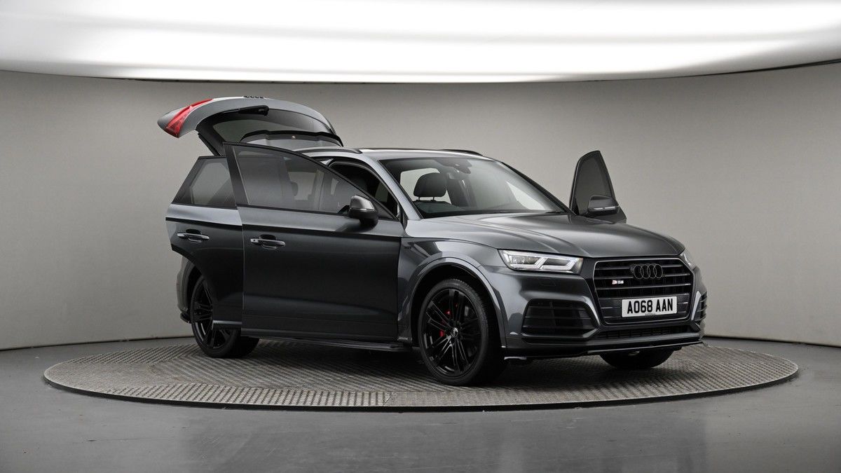 More views of Audi SQ5