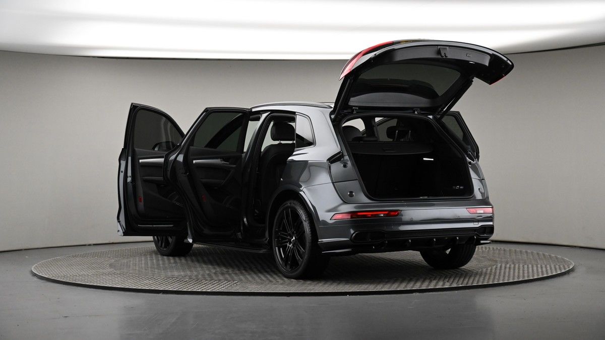 Audi SQ5 Image 8