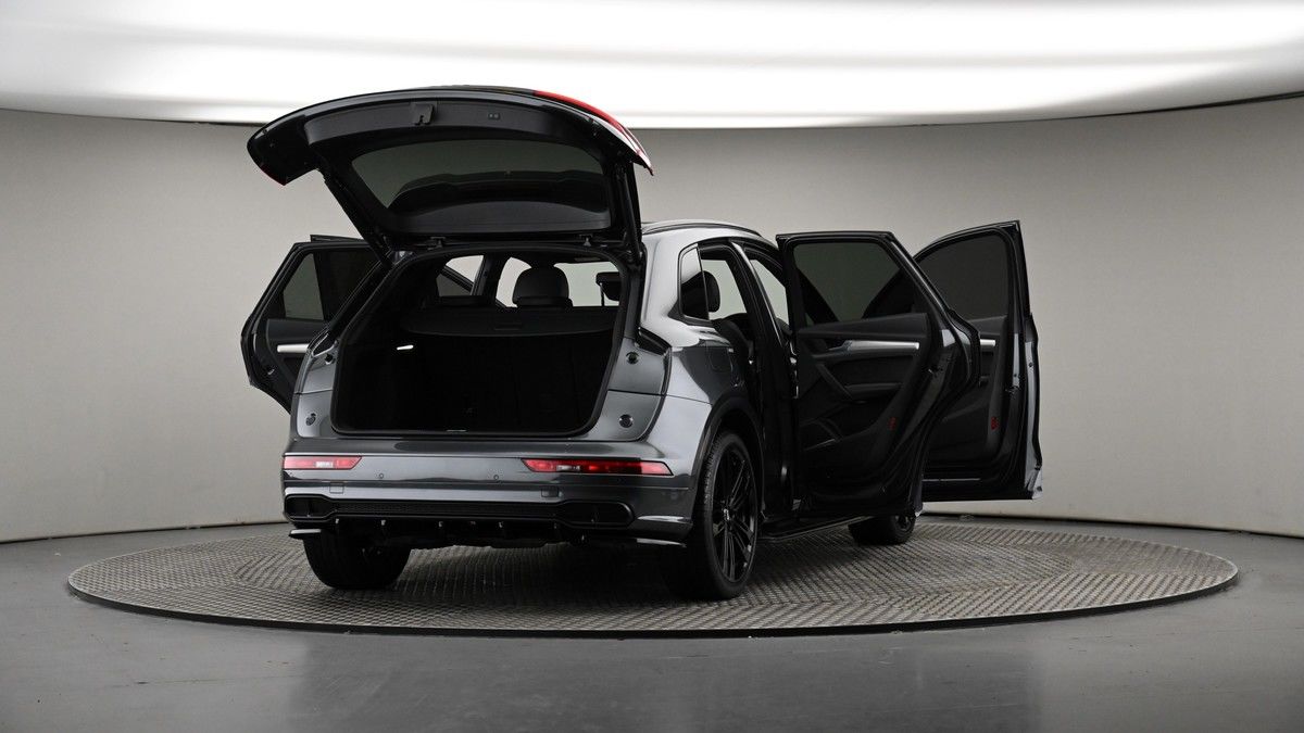 More views of Audi SQ5