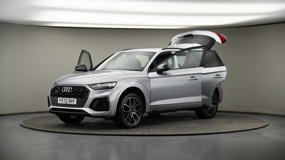More views of Audi Q5