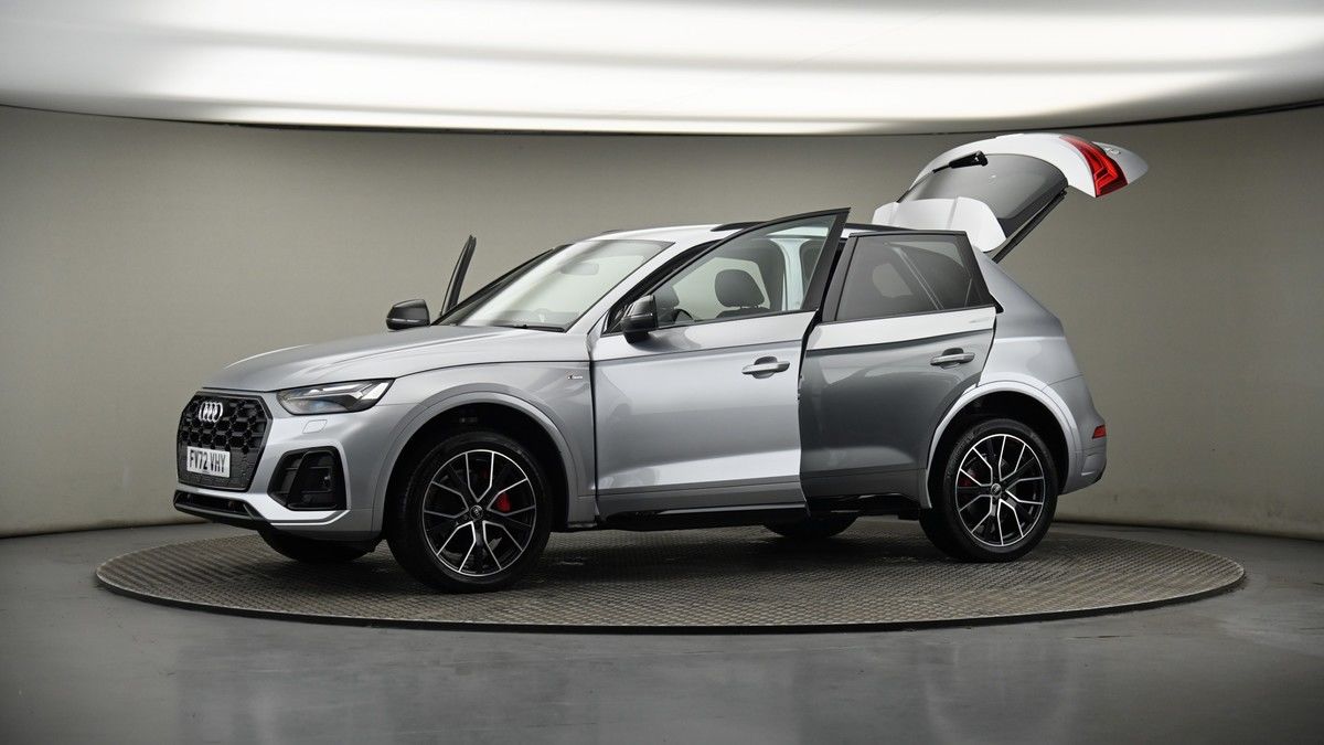 More views of Audi Q5