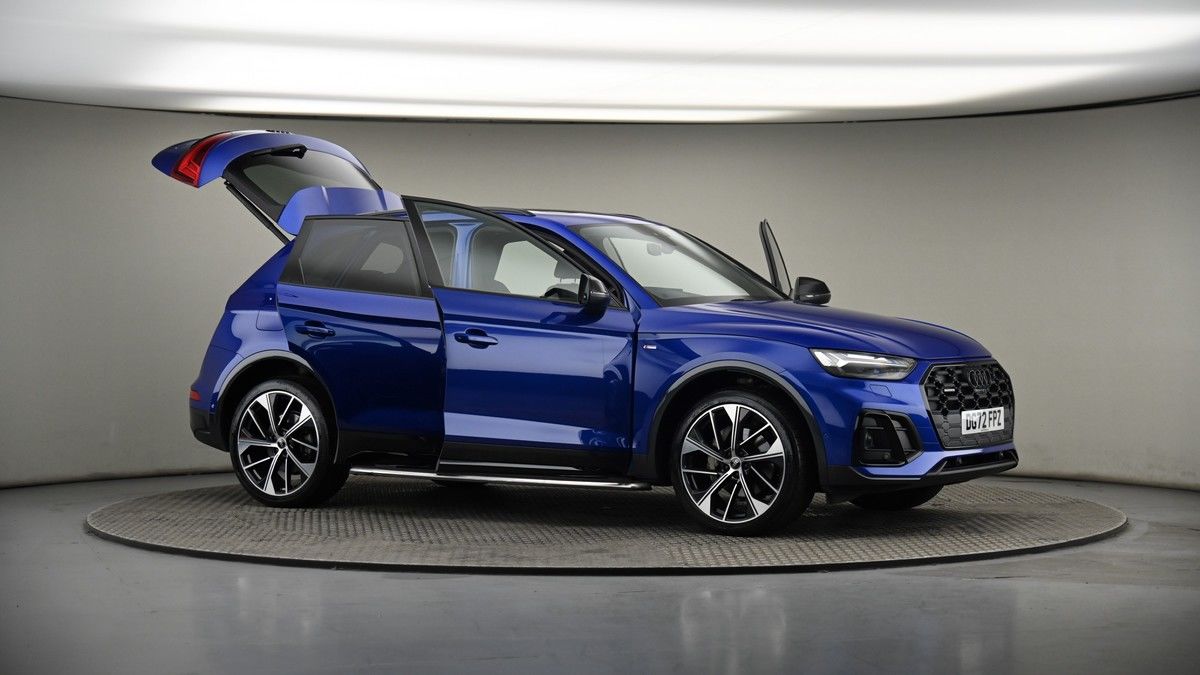 More views of Audi Q5