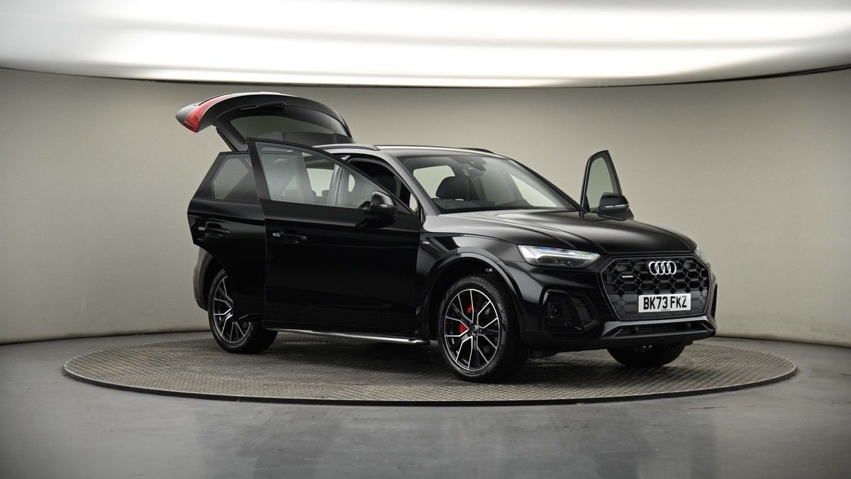 More views of Audi Q5