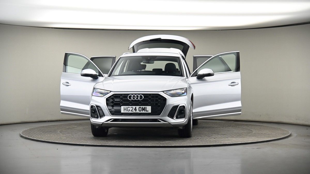 More views of Audi Q5