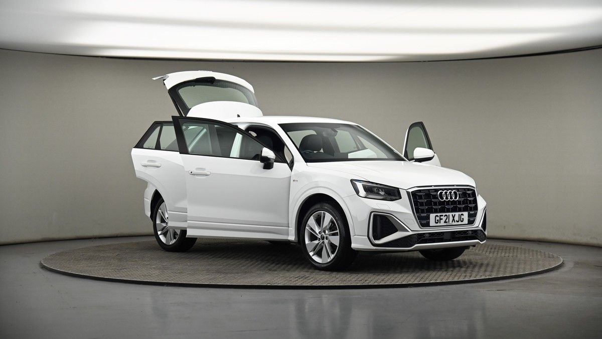 More views of Audi Q2