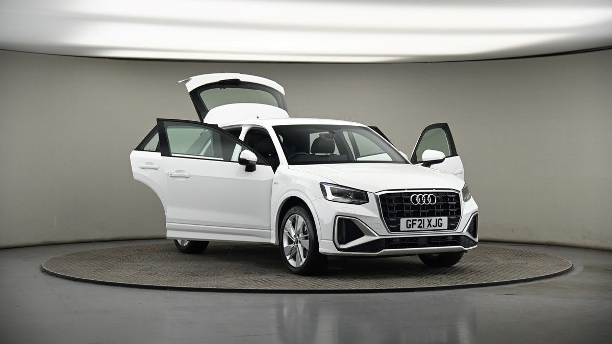 More views of Audi Q2