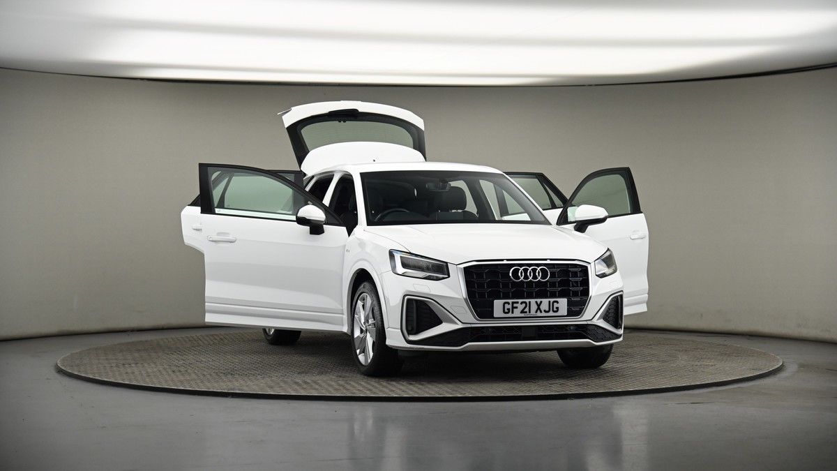 More views of Audi Q2