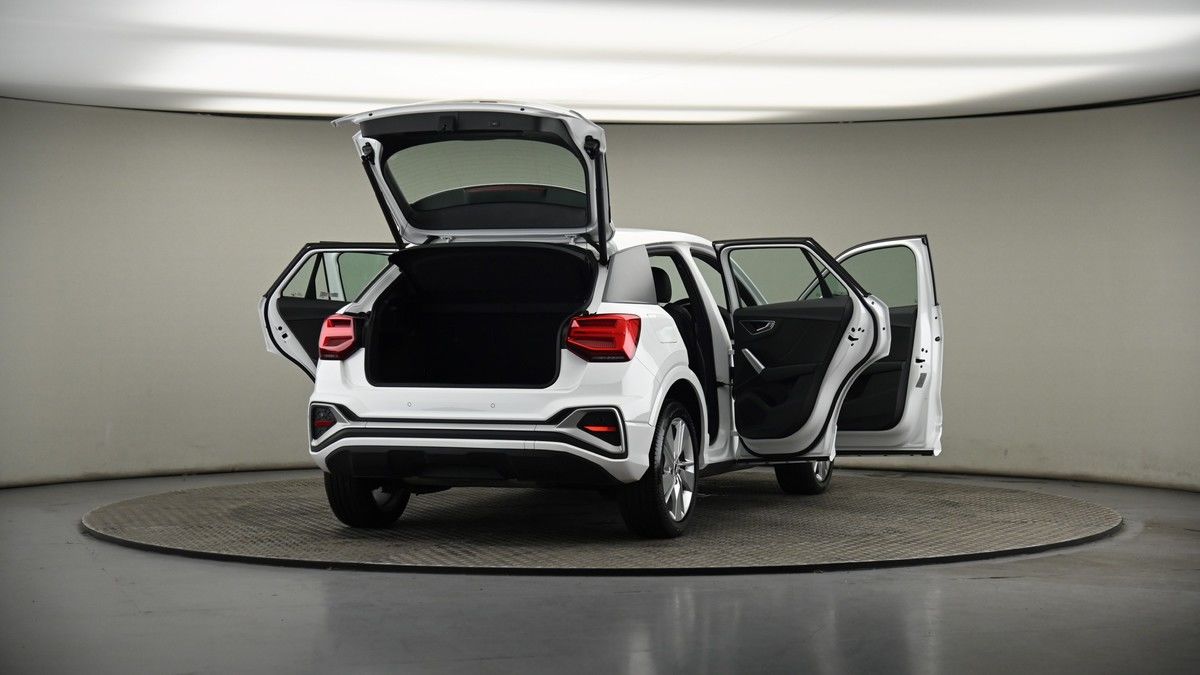 More views of Audi Q2