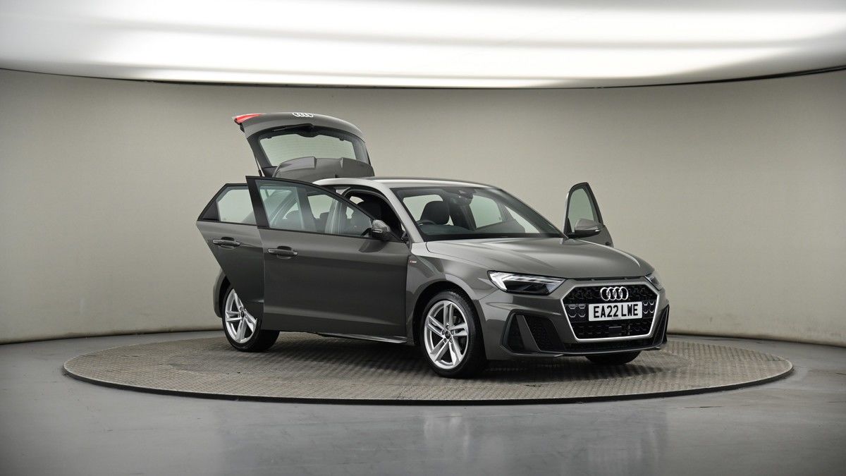 More views of Audi A1